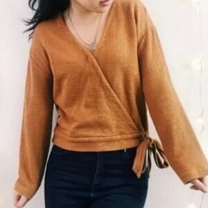 Madewell Texture & Thread Preppy Fall Transitional Wrap Front Minimalist Blouse